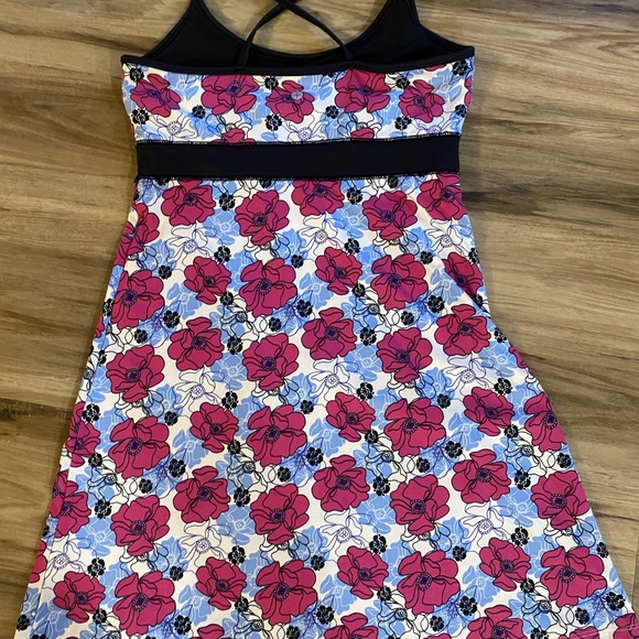 Soybu Women’s Athletic Dress Medium - Picture 3 of 3